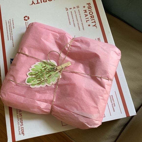 MEET THE POSHER - Picture 5 of 7